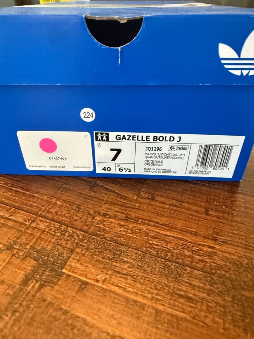 adidas Gazelle Bold J in cream and pink - Picture 2 of 4